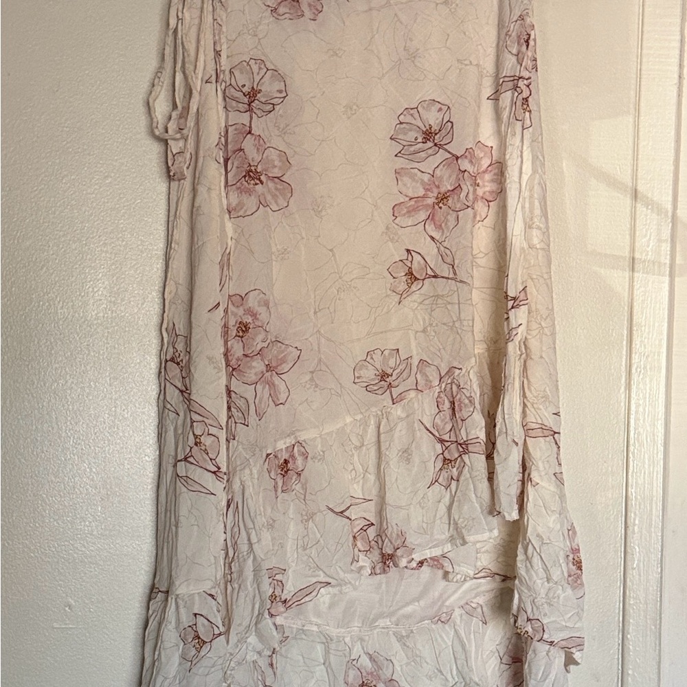 Billabong Large Wraparound Asymmetrical Skirt with Pink Floral Design